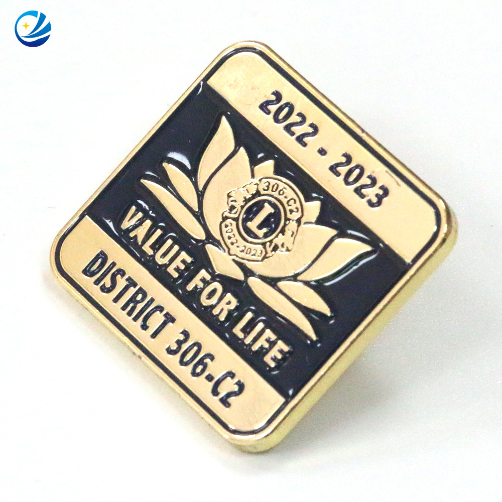 Pins di smalto di metallo di alta qualità all'ingrosso di alta qualità badge badge club personalizzati per pin internazionali